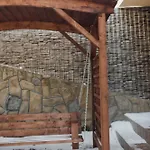 Family еко номери та будинки Гостевой дом 3*