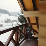 Гостевой дом Family еко номери та будинки