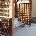 Family еко номери та будинки Яблоница