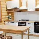 Гостевой дом Family еко номери та будинки