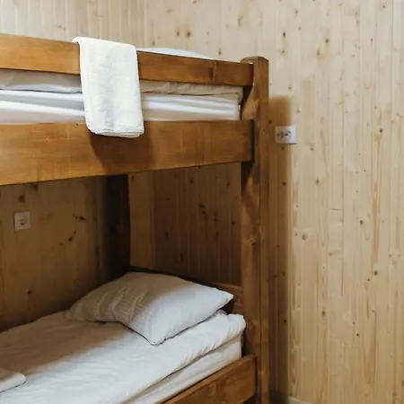 Gasthuis Family еко номери та будинки Yablunytsia