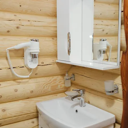 Family еко номери та будинки Gasthuis 3*