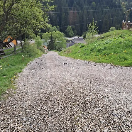 Family еко номери та будинки