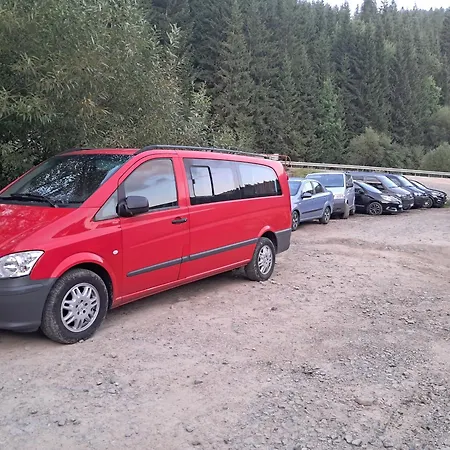 Family еко номери та будинки 3*