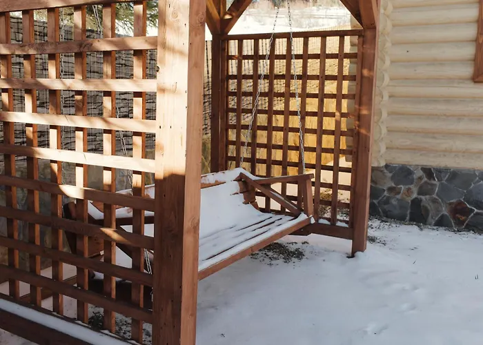Family еко номери та будинки Yablunytsia