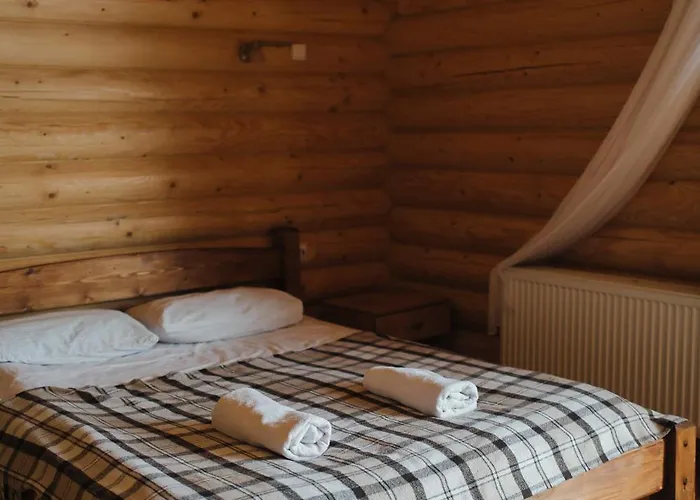 Konukevi Family еко номери та будинки 3*