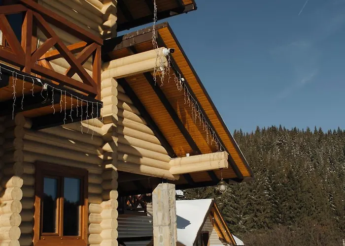 Family еко номери та будинки 3* Yablunytsia